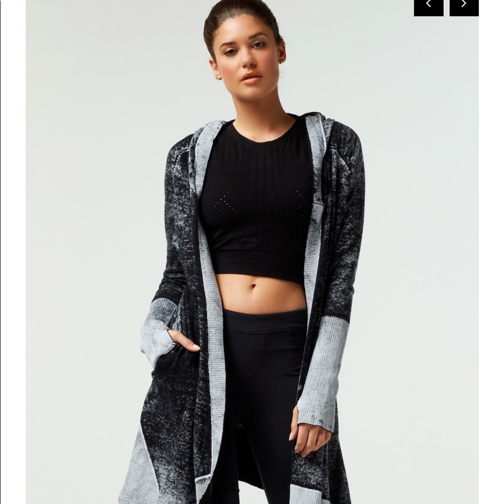 Blanc Noir USA Huntress Cardigan Black, Gray SZ M